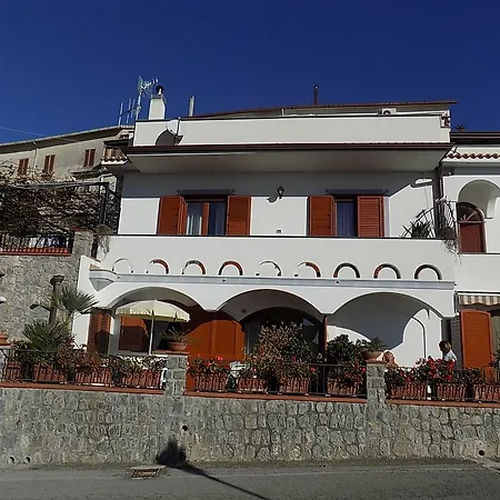 Lejlighed Casa Per Vacanze Da Maria Scala