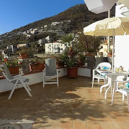 Lejlighed Casa Per Vacanze Da Maria Scala